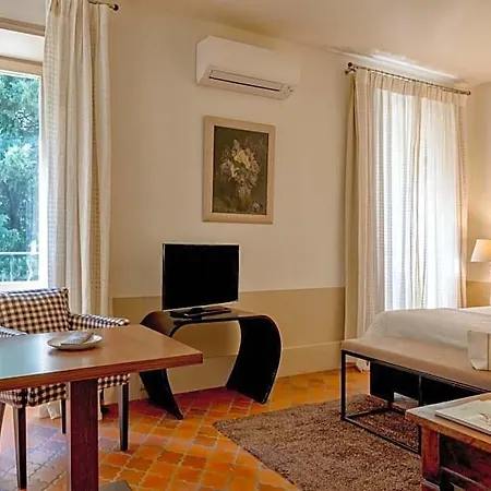 Le Prieure Hotel 5*