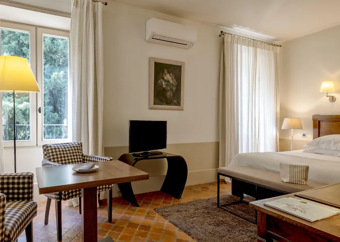 Le Prieure Hotel Villeneuve-lès-Avignon